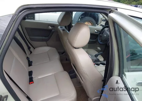 2010 Ford Focus Sel from USA, damaged, VIN 1FAHP3HN7AW176967